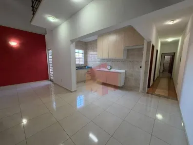 Casa com 3 Quartos para alugar, 176m² no Parque Dom Pedro II, Americana