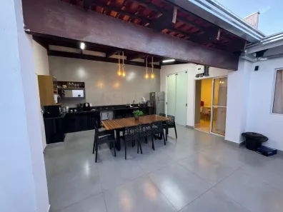 Casa de Condomínio com 3 Quartos à venda, 99m² no Aclimação, Uberlândia
