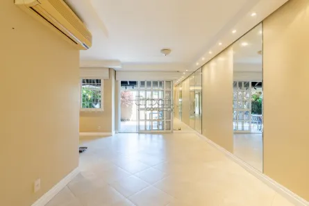 Casa de Condomínio com 3 Quartos à venda, 285m² no Vila Jardim, Porto Alegre