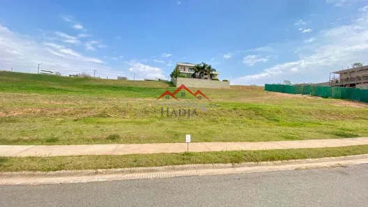 Lote/Terreno à venda, 700m² no Jardim Santa Teresa, Jundiaí
