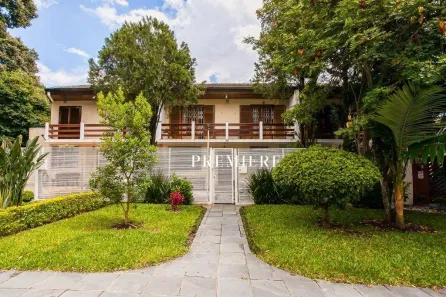 Sobrado com 3 Quartos à venda, 225m² no Ahú, Curitiba