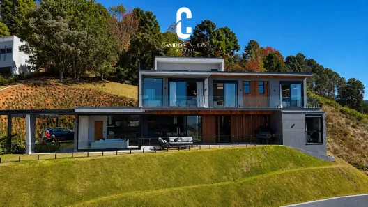 Casa de Condomínio com 4 Quartos à venda, 400m² no , Campos do Jordão