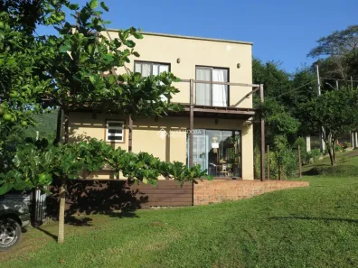 Casa com 2 Quartos à venda, 100m² no , Garopaba