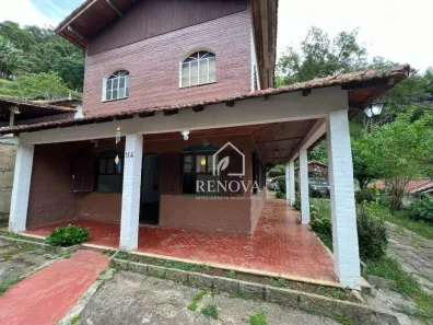 Casa com 3 Quartos à venda, 181m² no Albuquerque, Teresópolis