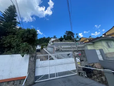 Casa com 5 Quartos à venda, 650m² no Mosela, Petrópolis