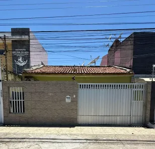 Casa com 4 Quartos à venda, 138m² no Grageru, Aracaju
