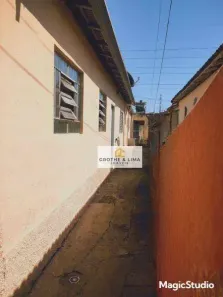 Casa com 8 Quartos à venda, 450m² no Jardim América, Taubaté