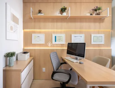 Sala Comercial à venda, 39m² no Bom Fim, Porto Alegre