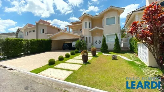 Casa de Condomínio com 4 Quartos à venda, 460m² no Alphaville, Santana de Parnaíba