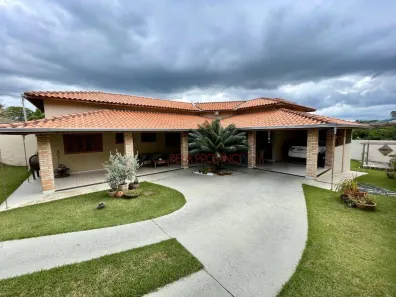 Fazenda/Sítio com 2 Quartos à venda, 209m² no Centro, Piracicaba