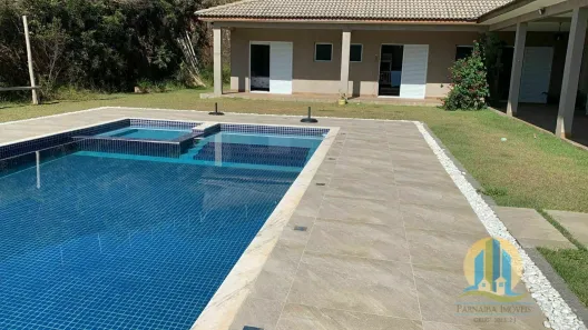 Fazenda/Sítio com 3 Quartos à venda, 2040m² no Centro, São Roque