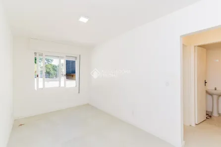Apartamento com 1 Quarto para alugar, 42m² no Partenon, Porto Alegre