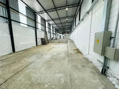 Galpão/Depósito/Armazém para alugar, 336m² no Santo Amaro, São Paulo