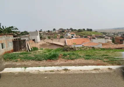Lote/Terreno à venda, 250m² no Parque Leblon, Londrina