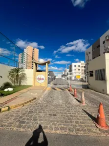Apartamento com 2 Quartos para alugar, 70m² no Antônio Cassimiro, Petrolina