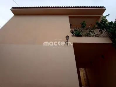 Casa com 3 Quartos à venda, 176m² no Vila Tibério, Ribeirão Preto