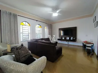 Casa com 3 Quartos à venda, 124m² no Jardim Nova Europa, Campinas