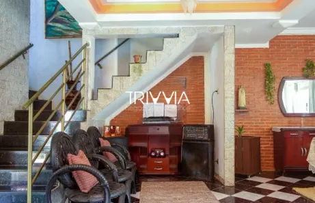 Casa com 3 Quartos para alugar, 144m² no Centro, Uberlândia