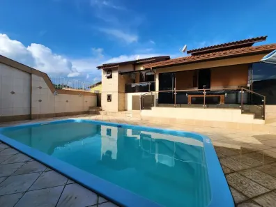 Casa com 3 Quartos à venda, 316m² no Mina do Mato, Criciúma