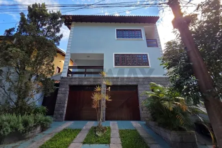 Casa com 3 Quartos à venda, 244m² no Santa Ângela, Poços de Caldas