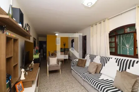 Casa com 3 Quartos à venda, 270m² no Jardim Umarizal, São Paulo