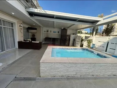 Casa de Condomínio com 4 Quartos à venda, 224m² no Recreio dos Bandeirantes, Rio de Janeiro