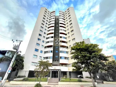 Apartamento com 2 Quartos para alugar, 94m² no Centro, Curitiba