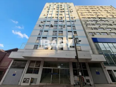 Apartamento com 2 Quartos para alugar, 58m² no Centro, Florianópolis
