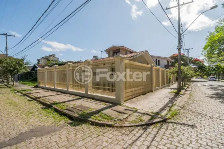 Casa com 4 Quartos à venda, 280m² no Jardim Lindóia, Porto Alegre