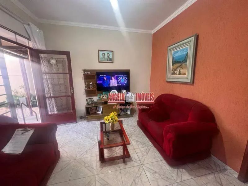 Casa com 3 quartos — Jardim Leblon, Belo Horizonte