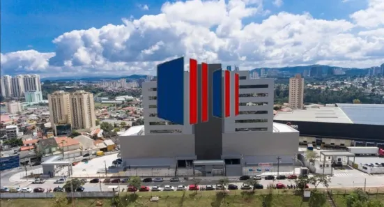 Prédio Comercial para alugar, 6200m² no Jardim dos Camargos, Barueri