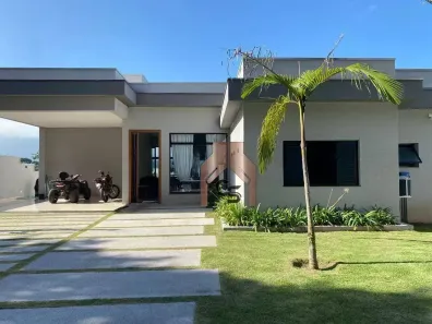 Fazenda/Sítio com 4 Quartos à venda, 300m² no , Igaratá