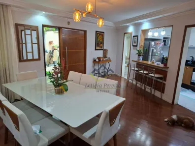 Sobrado com 2 Quartos à venda, 122m² no Vila Figueira, Suzano
