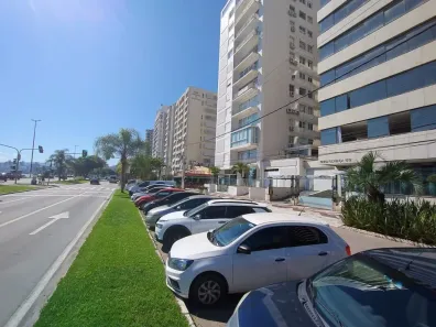 Apartamento com 3 Quartos para alugar, 162m² no Centro, Florianópolis
