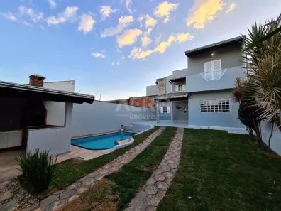 Casa com 3 Quartos à venda, 200m² no Jardim Vânia Maria, Bauru