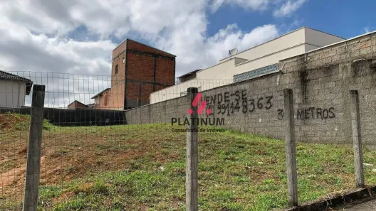 Lote/Terreno à venda, 300m² no Residencial Estoril, Taubaté