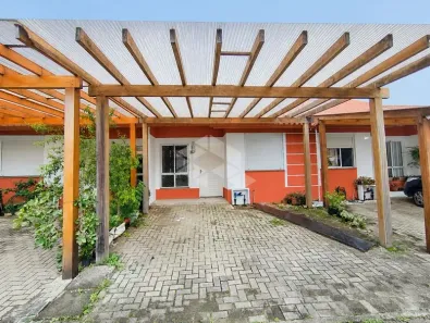 Casa de Condomínio com 2 Quartos para alugar, 60m² no Estância Velha, Canoas