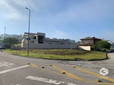 Lote/Terreno à venda, 660m² no Condomínio Residencial Colinas do Paratehy, São José dos Campos