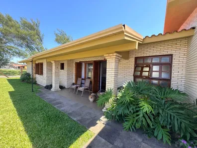 Casa com 4 Quartos à venda, 600m² no Tramandaí, Tramandaí
