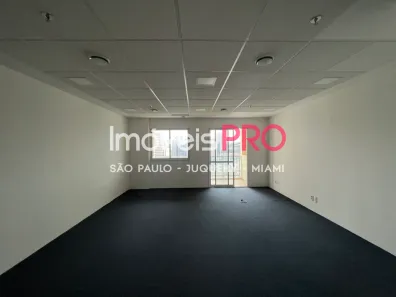 Sala Comercial à venda, 43m² no Cidade Monções, São Paulo