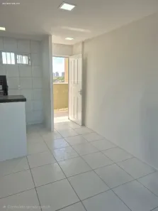Apartamento com 3 Quartos para alugar, 55m² no São Gerardo, Fortaleza