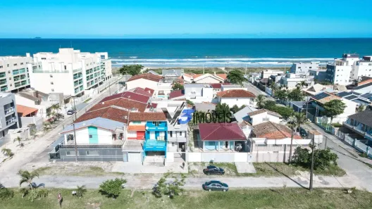 Sobrado com 3 Quartos à venda, 150m² no Balneário Caravelas, Matinhos
