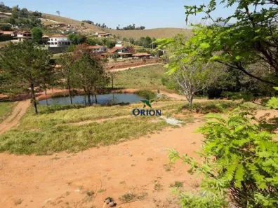 Fazenda/Sítio com 5 Quartos à venda, 10000m² no Centro, Bom Jesus dos Perdões