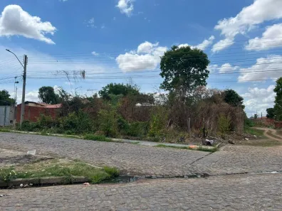 Lote/Terreno à venda, 300m² no Satélite, Teresina