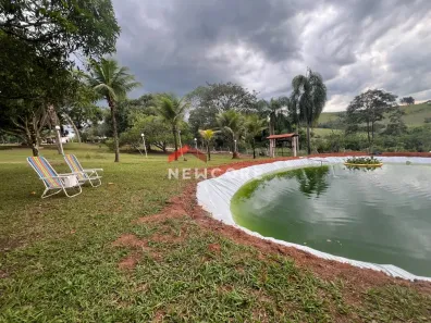 Fazenda/Sítio com 3 Quartos à venda, 200m² no Borda da Mata, Caçapava