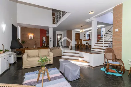 Casa com 8 Quartos à venda, 300m² no Vila Romana, São Paulo