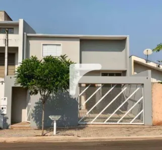 Sobrado com 5 Quartos à venda, 201m² no Jardim Burle Marx, Londrina
