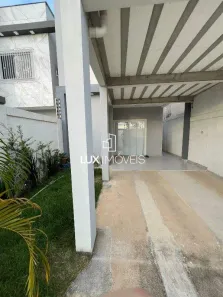 Casa com 3 Quartos para alugar, 140m² no São José, Linhares