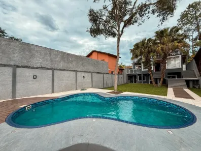 Casa de Condomínio com 3 Quartos à venda, 225m² no Parque São Paulo, Cotia