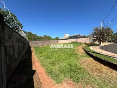 Lote/Terreno à venda, 600m² no Vila Aviação, Bauru